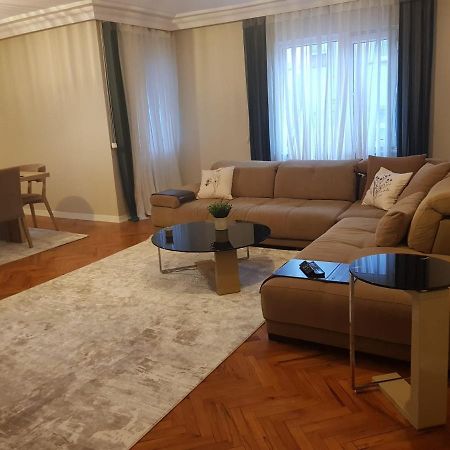 5 Minutes To Subway Apartman Isztambul Kültér fotó