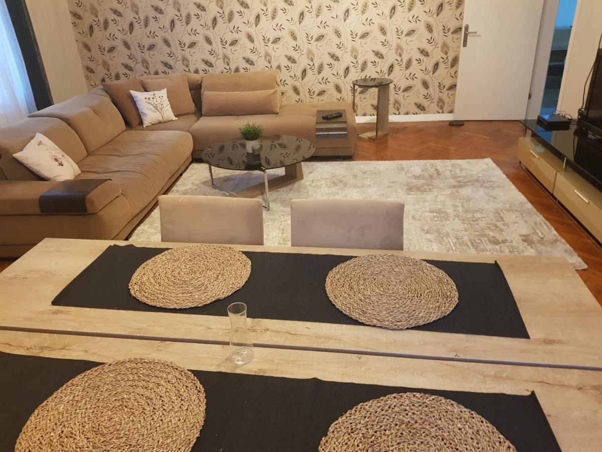 5 Minutes To Subway Apartman Isztambul Kültér fotó